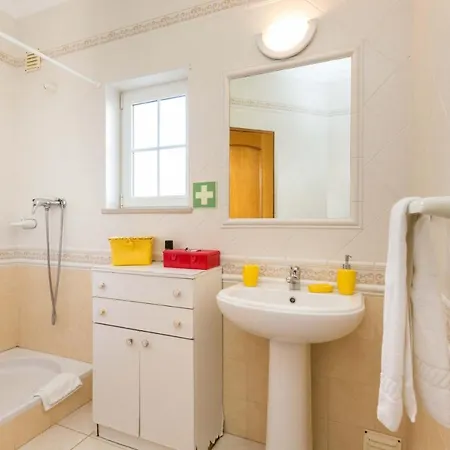 Sunflower By Seewest Villa *