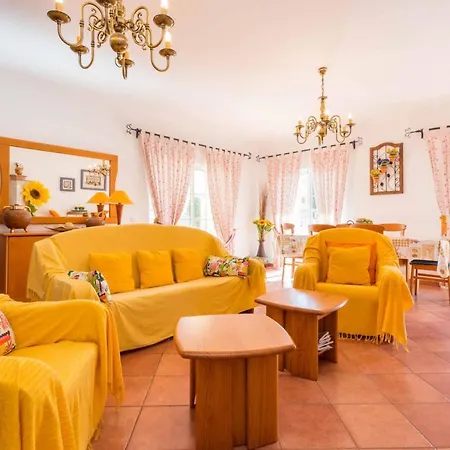 Sunflower By Seewest Villa *